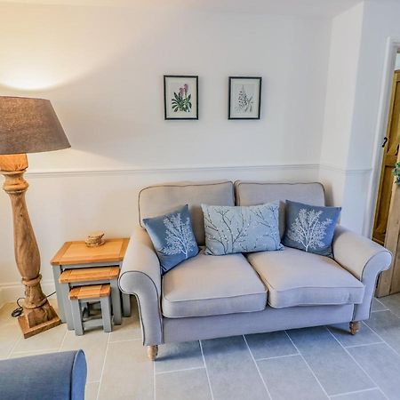 Blossom Cottage Бродуей Екстериор снимка
